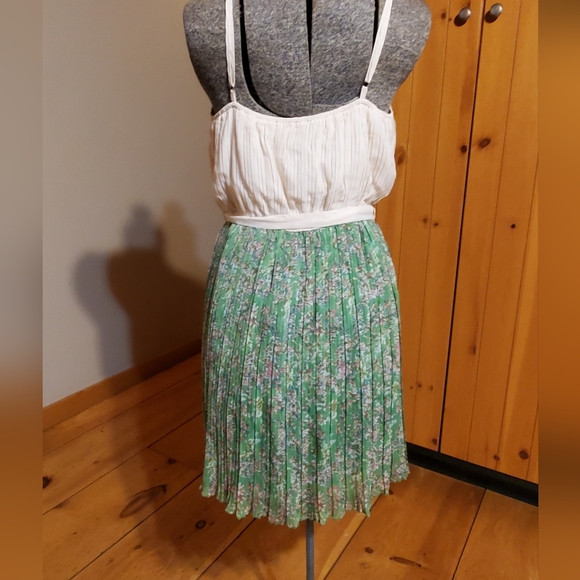 Ya LA spring floral dress - Picture 6 of 8